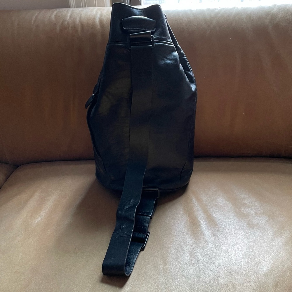 Pars Unum black leather Carbon bucket tote sling bag backpack luxe made in Italy - Picture 7 of 16